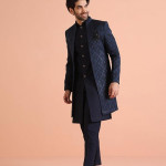 Men's Silk Blend Embroidered Sherwani Set